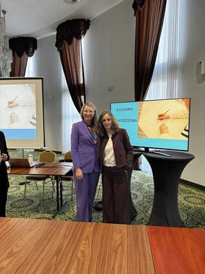 Ekspert Trychologii Funkcjonalnej Milena Kwaśniewska, specjalizuję się w diagnostyce i leczeniu problemów skóry głowy oraz włosów, oferując profesjonalne konsultacje i indywidualnie dobrane terapie. Nowa 15, 85-119 Bydgoszcz https://milena-trycholog.pl